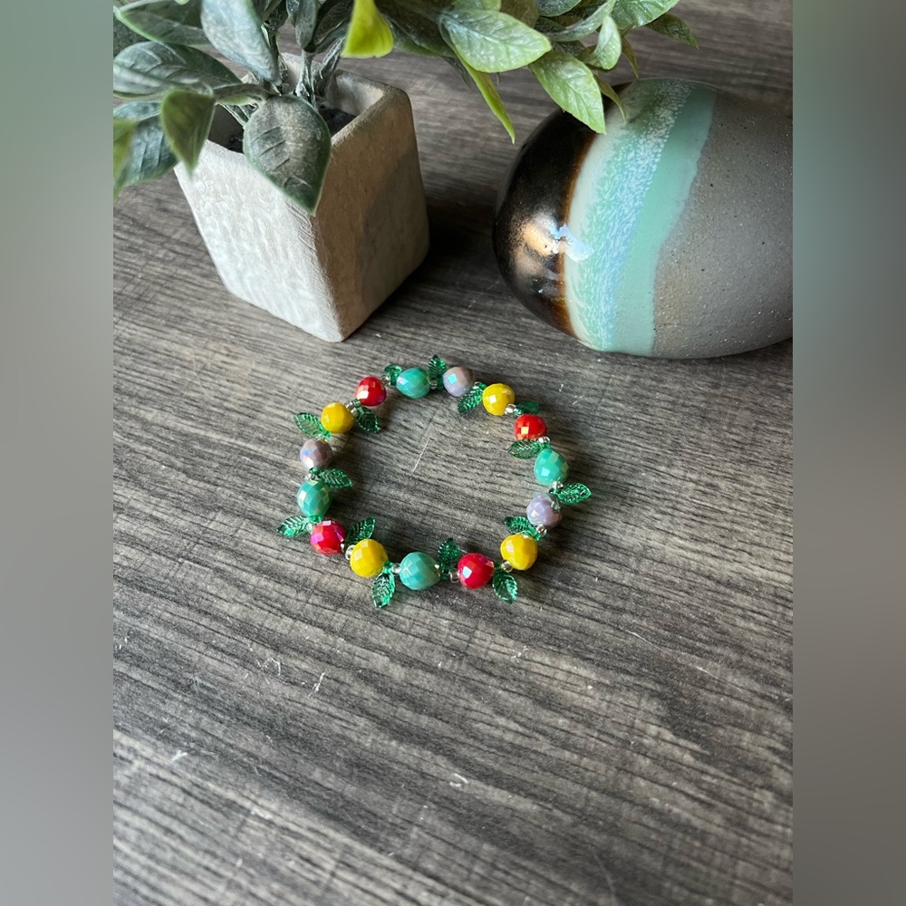 Colorful Beaded Bracelet with Leaf Accents